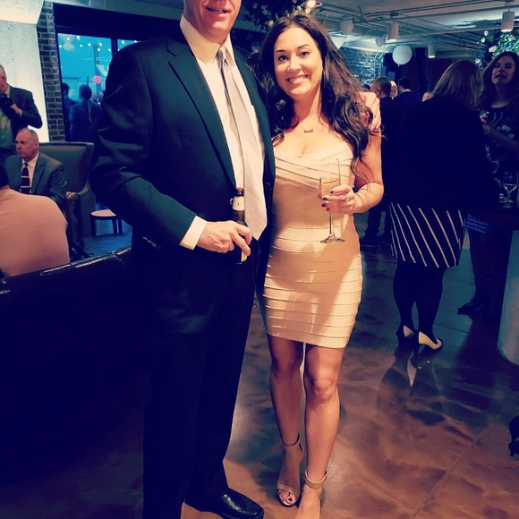 Meet your Posher, Tara - Picture 1 of 1